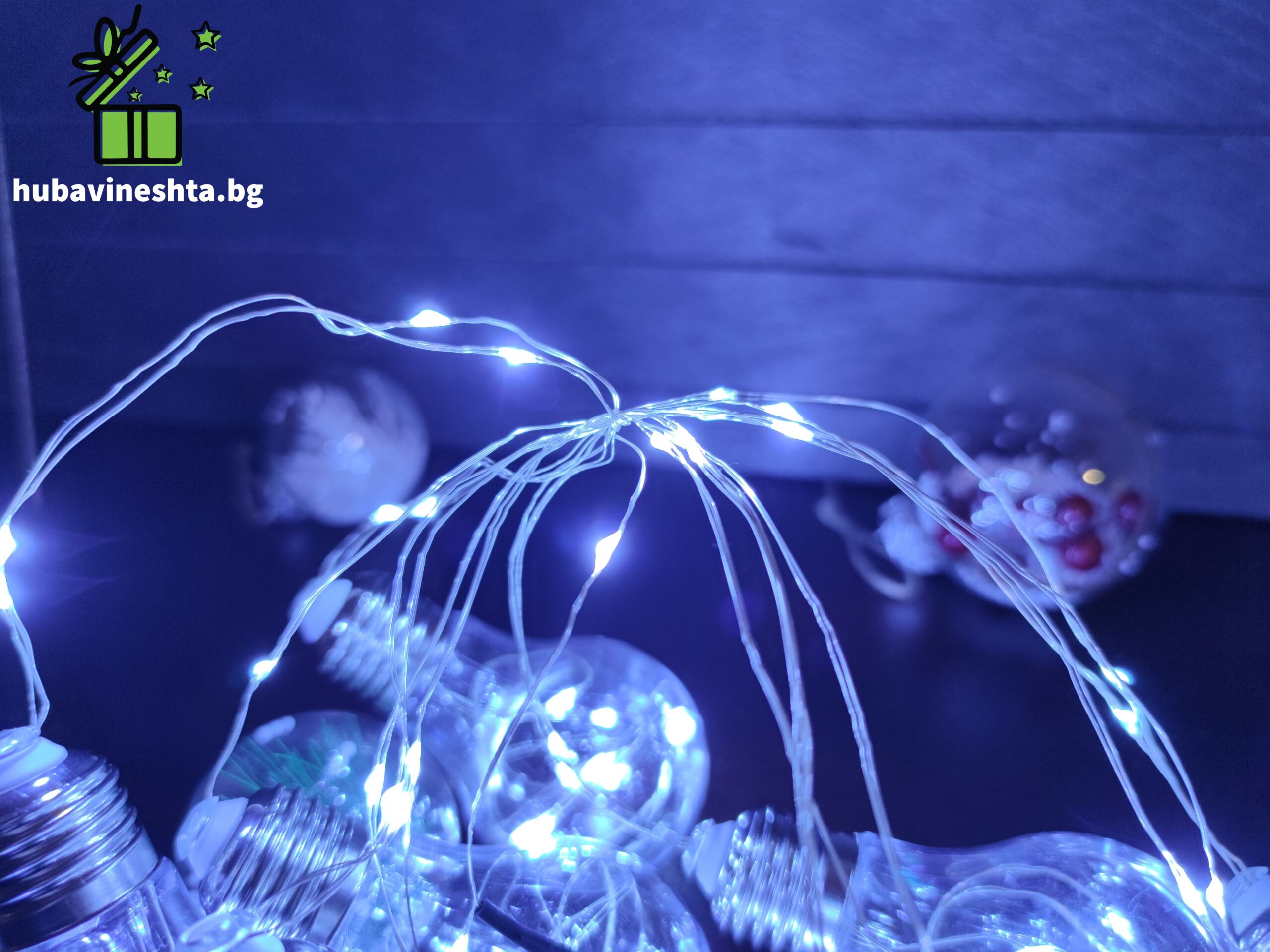 коледни лампички купър крушки студено бели.4 scaled КОЛЕДЕН LED ГИРЛЯНД КУПЪР - КРУШКИ СТУДЕНО БЯЛА СВЕТЛИНА КОЛЕДЕН LED ГИРЛЯНД КУПЪР - КРУШКИ СТУДЕНО БЯЛА СВЕТЛИНА - Image 3