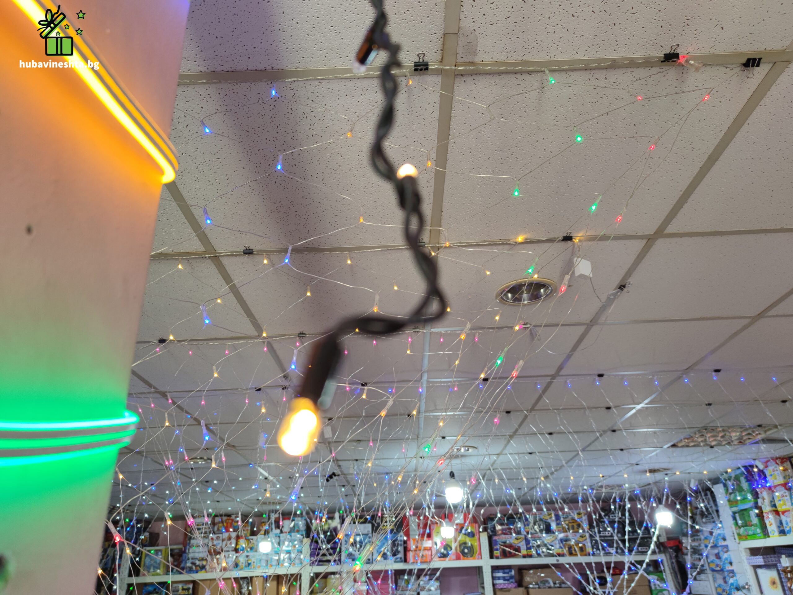 падащ гирлянд за външно черни.4 scaled КОЛЕДНИ LED 'ПАДАЩИ' ЛАМПИЧКИ ЗА ВЪНШНА УПОТРЕБА КОЛЕДНИ LED 'ПАДАЩИ' ЛАМПИЧКИ ЗА ВЪНШНА УПОТРЕБА - Image 5