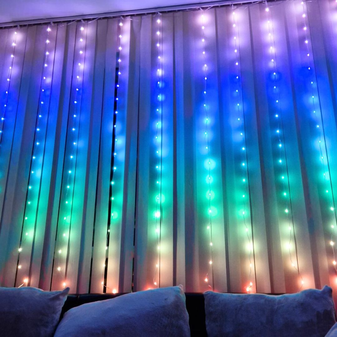 smart zavesa bluetooth usb rgb mnogo tsetove 7 BLUETOOTH LED ЗАВЕСА 3Х2 МЕТРА smart-zavesa-bluetooth-usb-rgb-mnogo-tsetove (7)