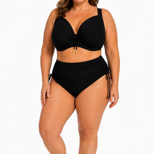 Продуктова снимка на черен бански с чашкаG Demo Бански дамски в две части plus size в черно